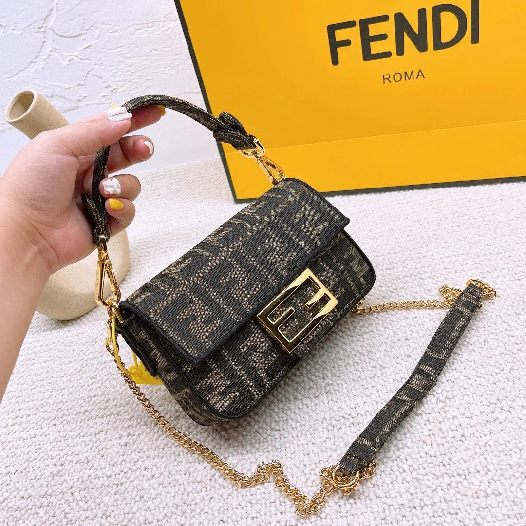 EN   Designer bags by Fendi 193