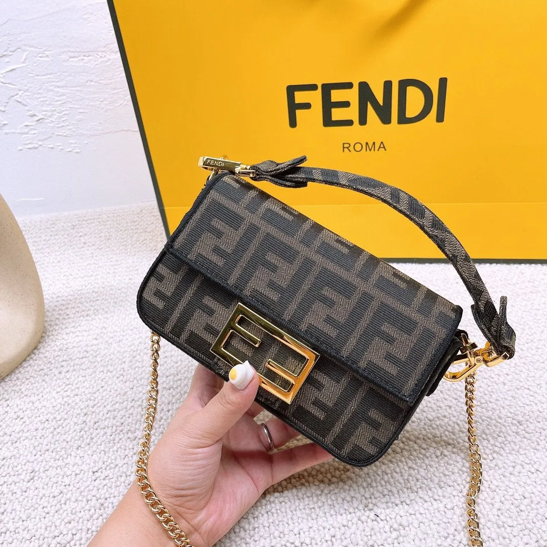 EN   Designer bags by Fendi 193