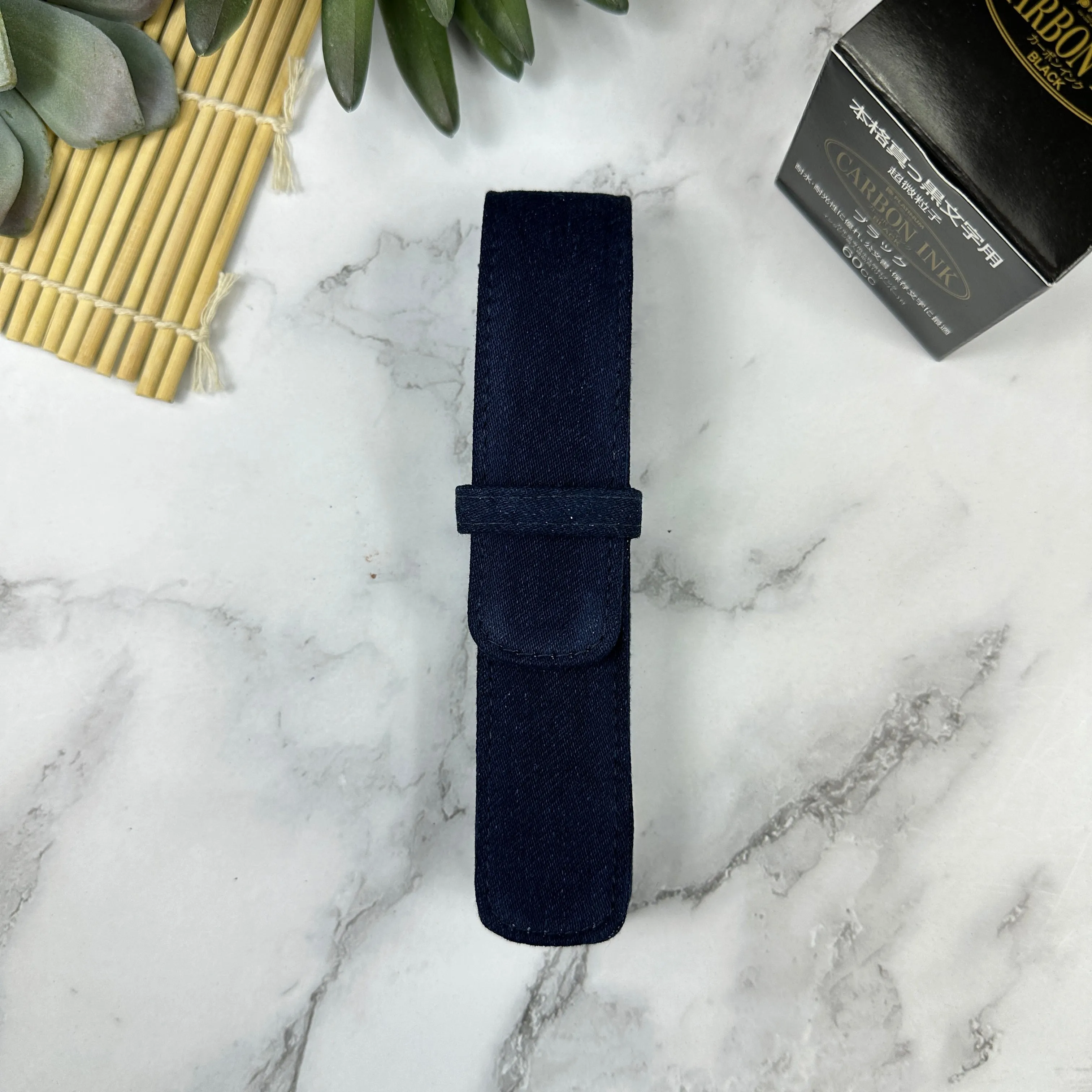 Girologio Single Pen Case in Denim