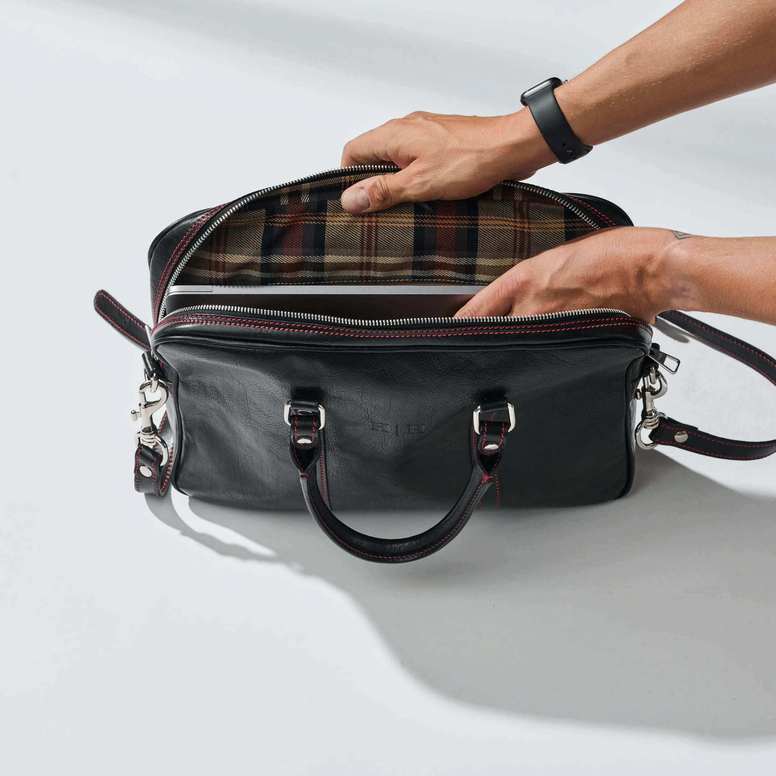 Piero Briefcase Rosso Nero - Auto Amore™️